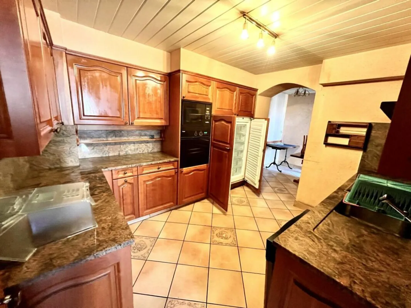 Casa nel villaggio con 6,5 stanze a Saxon - Foto 23 di 32