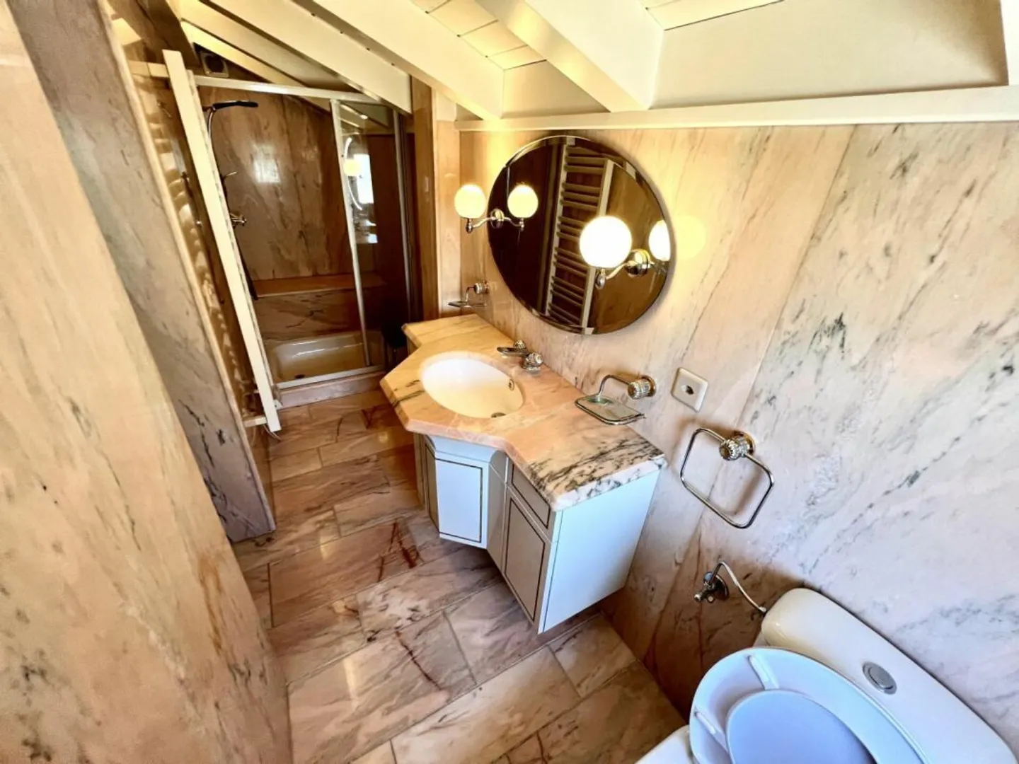 Casa nel villaggio con 6,5 stanze a Saxon - Foto 25 di 32