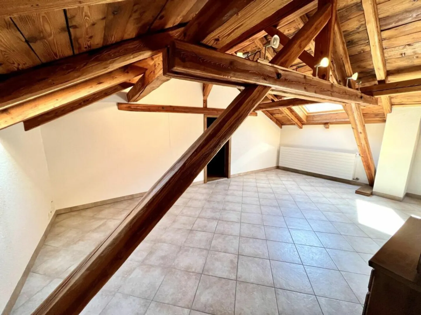 Casa nel villaggio con 6,5 stanze a Saxon - Foto 30 di 32