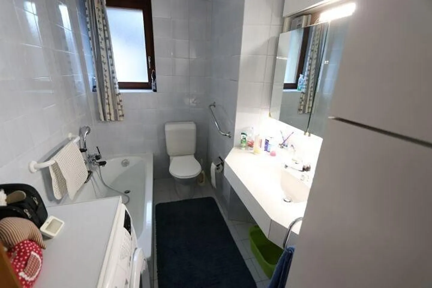 2-Familienhaus mit 2 Ladengeschäften - Foto 8 von 12