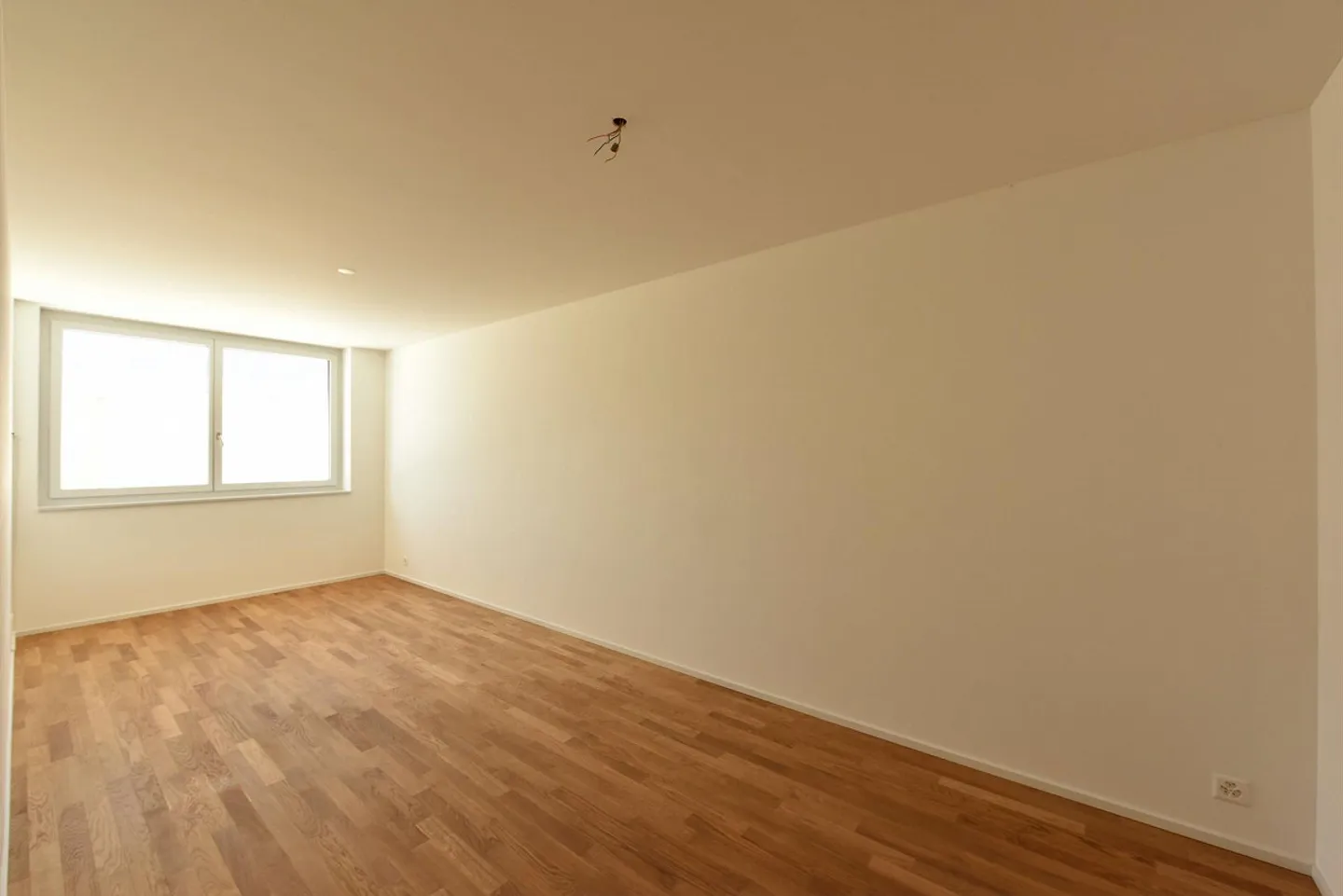 Dreamy spacious 3.5 room garden apartment in a quiet location! - Photo 4 of 9