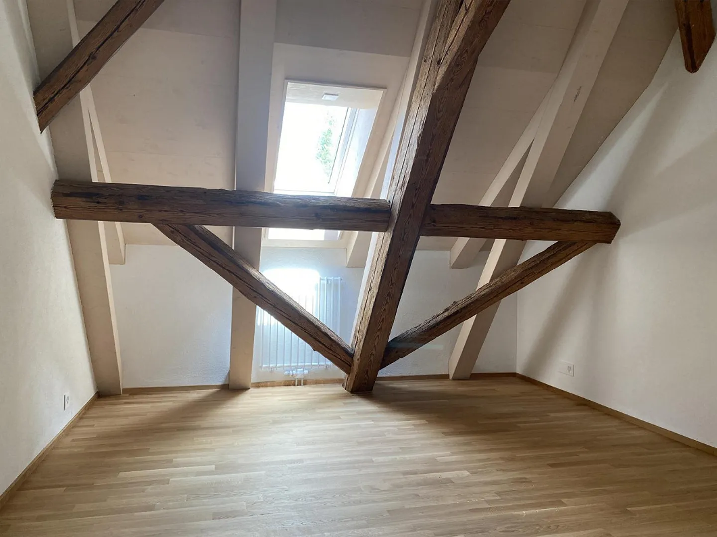 Helle und exklusive 4 1/2-Zimmer Maisonette-Wohnung - Foto 10 di 15