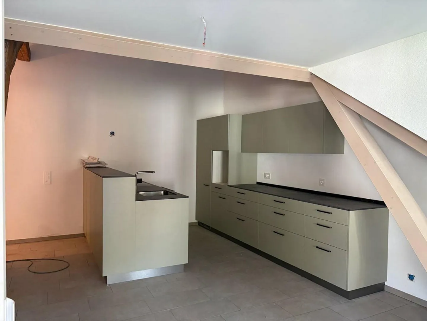 Helle und exklusive 4 1/2-Zimmer Maisonette-Wohnung - Foto 7 di 15