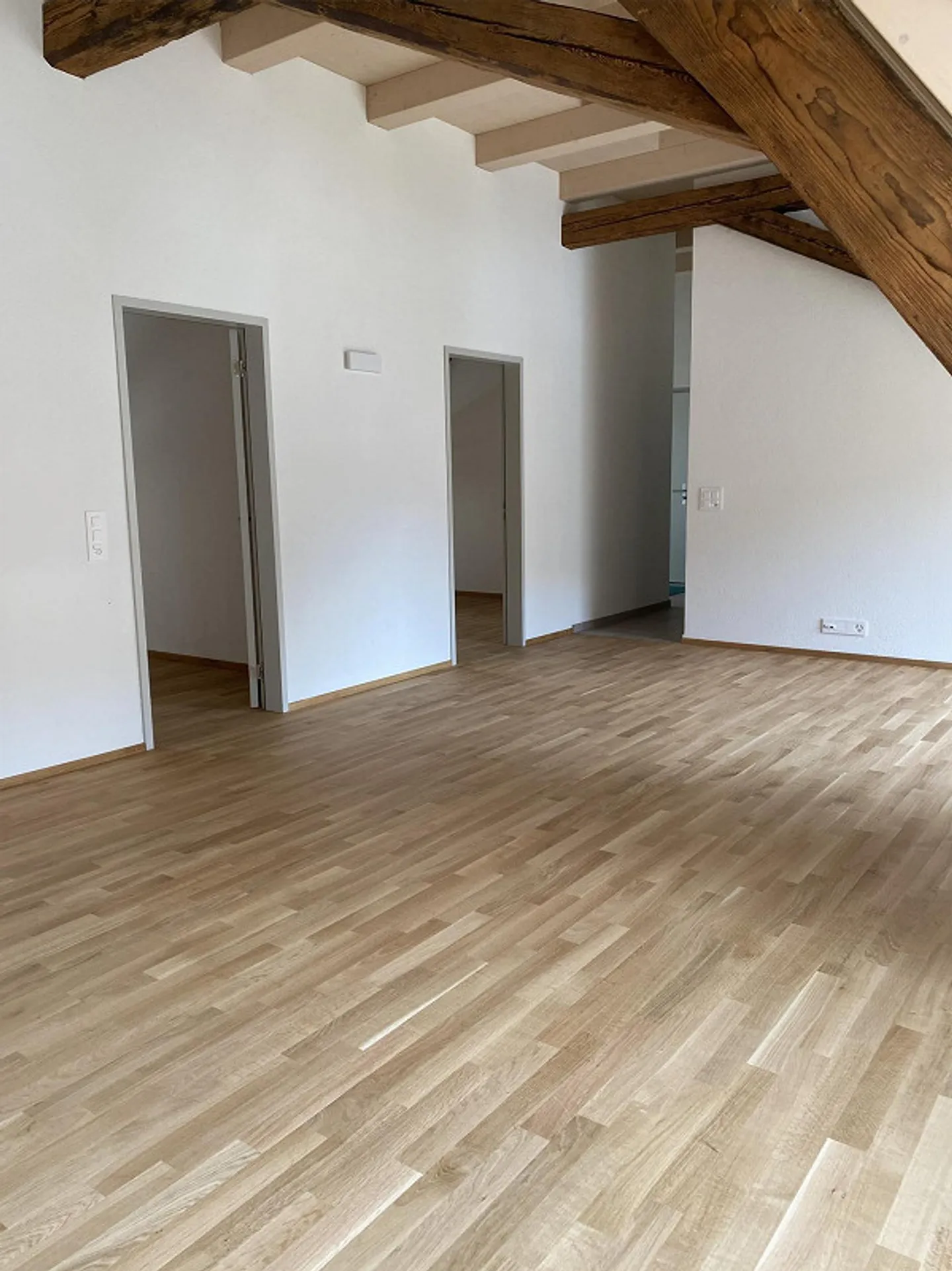 Helle und exklusive 4 1/2-Zimmer Maisonette-Wohnung - Foto 15 di 15