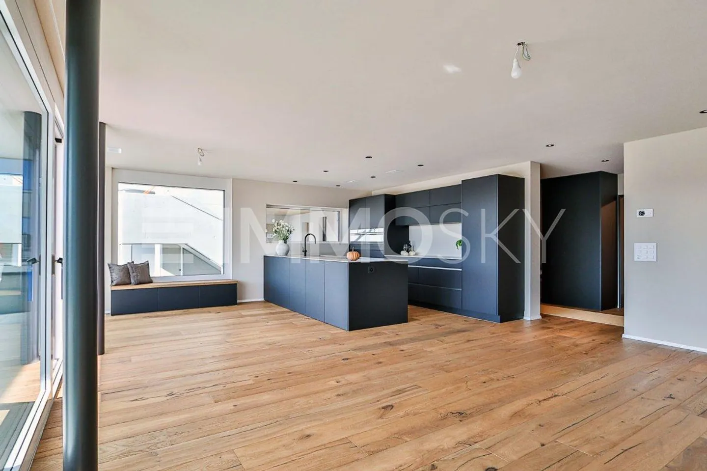 LIVELINE - modern architecture meets lifestyle - Photo 2 of 5