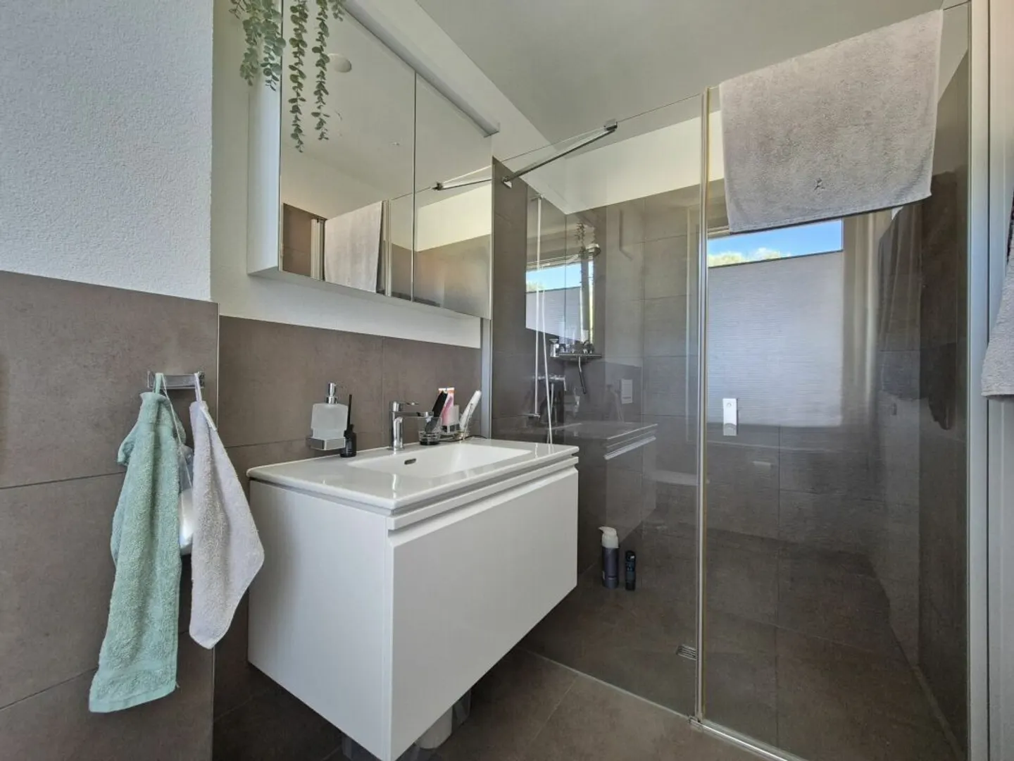 Modern Apartment in Mels - Photo 5 of 11