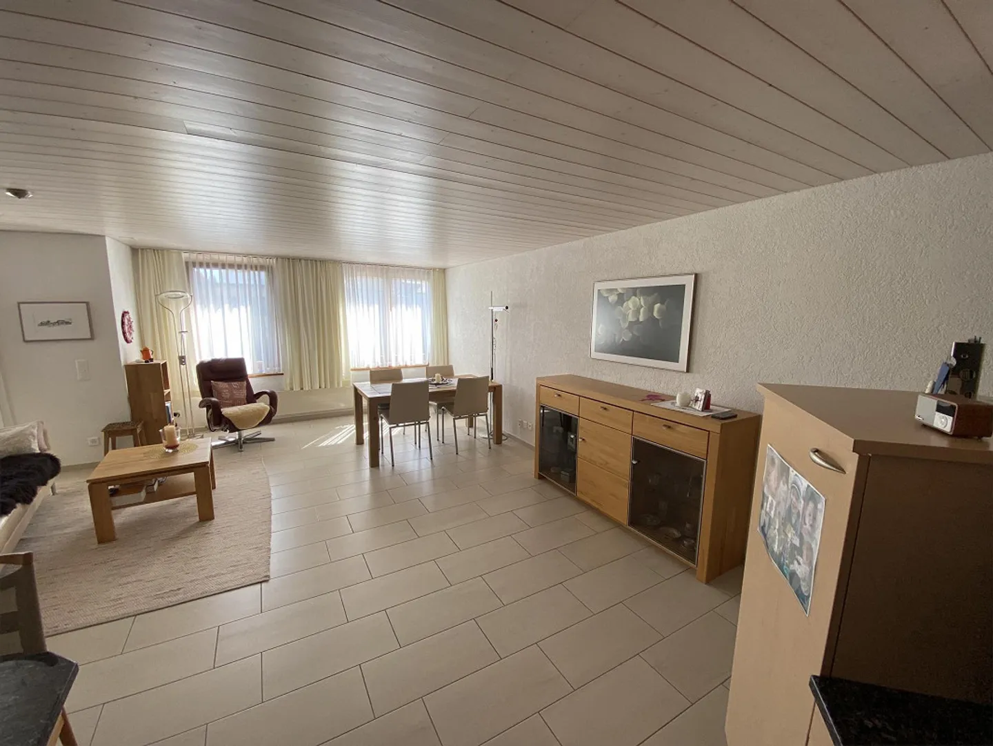 Appartamento luminoso e spazioso di 2,5 stanze in posizione centrale - Foto 1 di 10