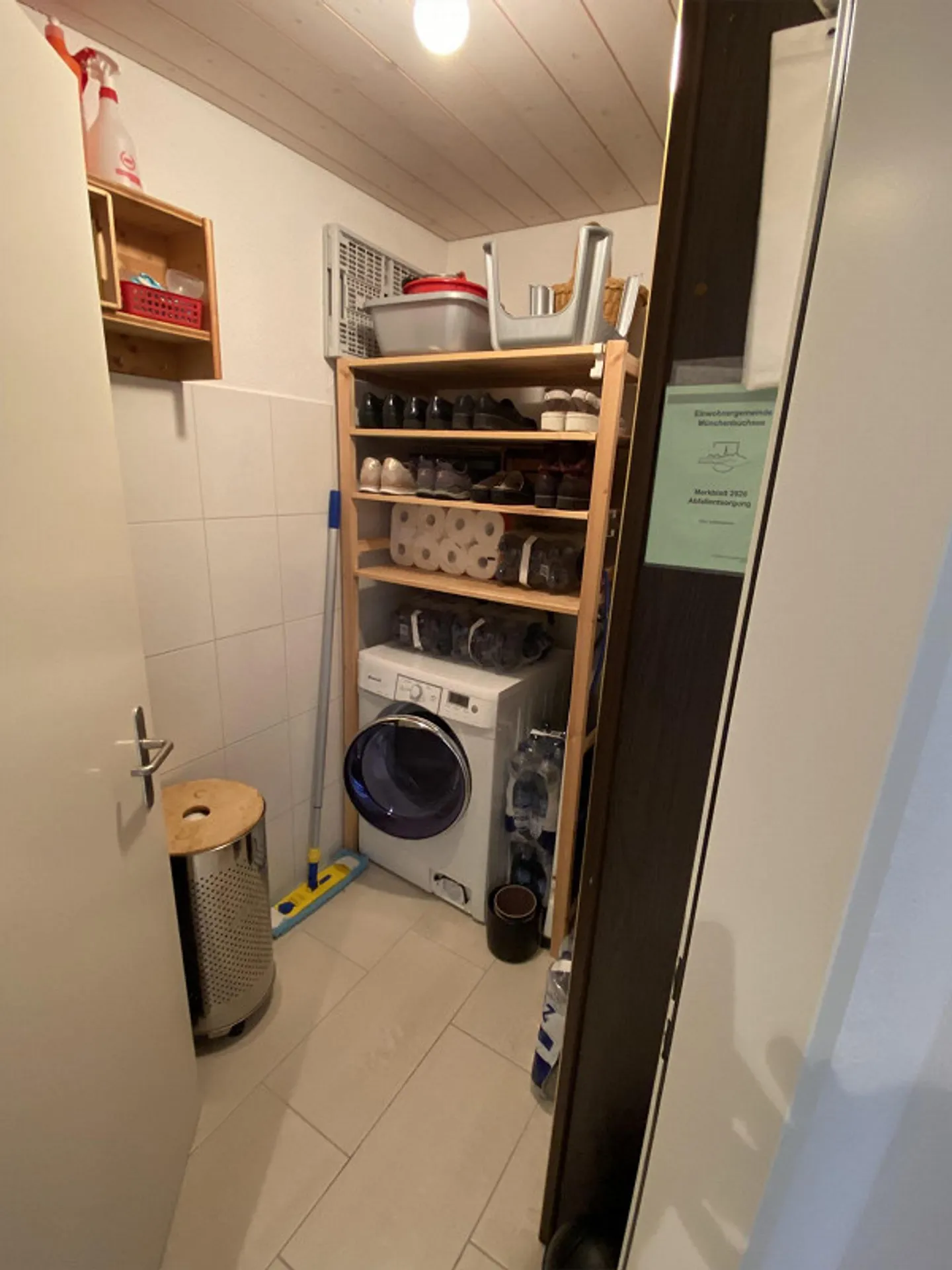 Appartamento luminoso e spazioso di 2,5 stanze in posizione centrale - Foto 9 di 10