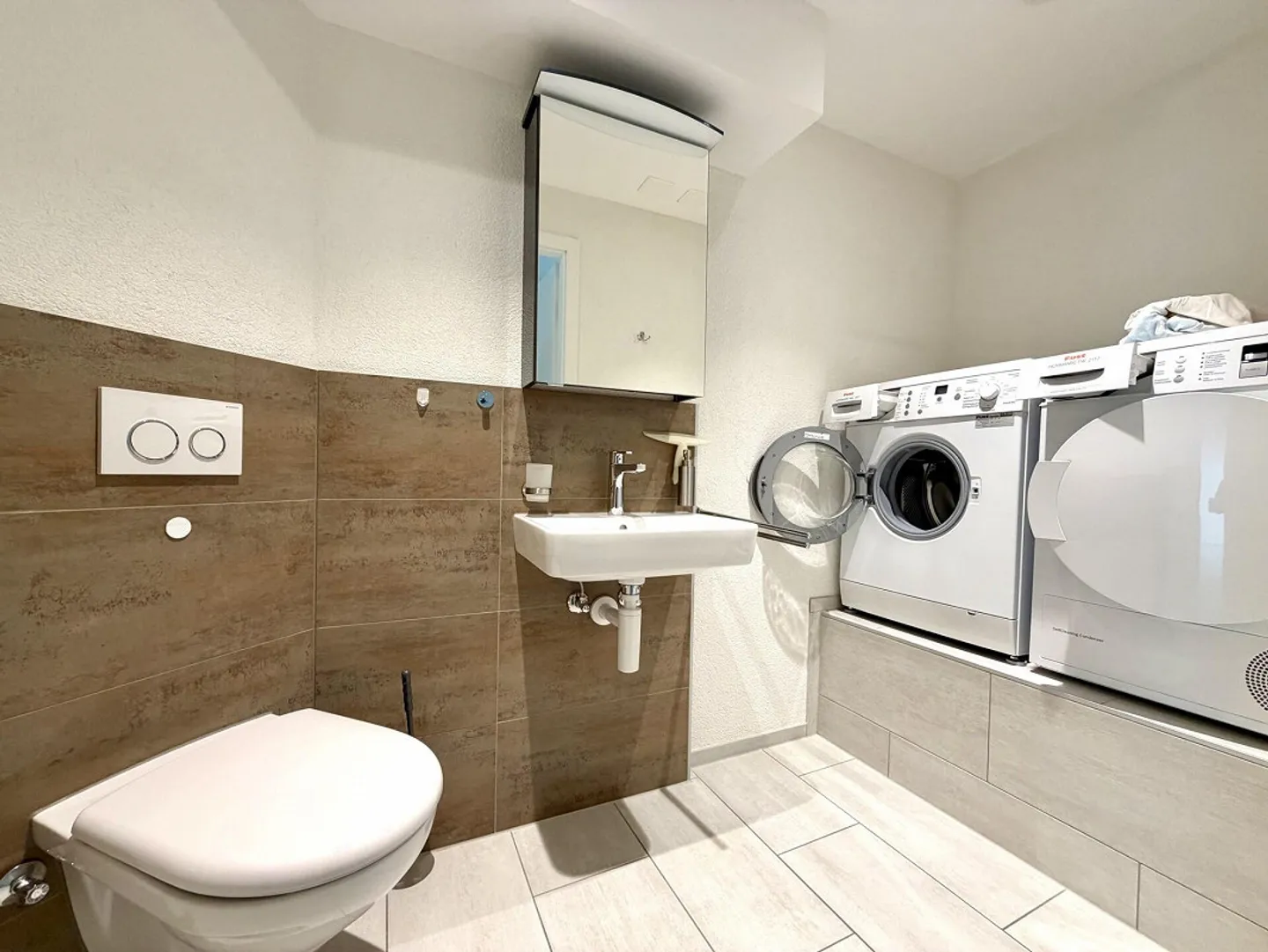 Modernes Erdgeschoss-Apartment - Foto 3 von 7