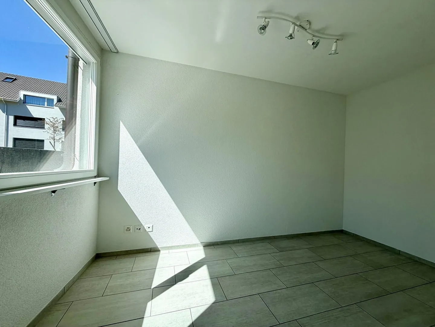 Modernes Erdgeschoss-Apartment - Foto 6 von 7