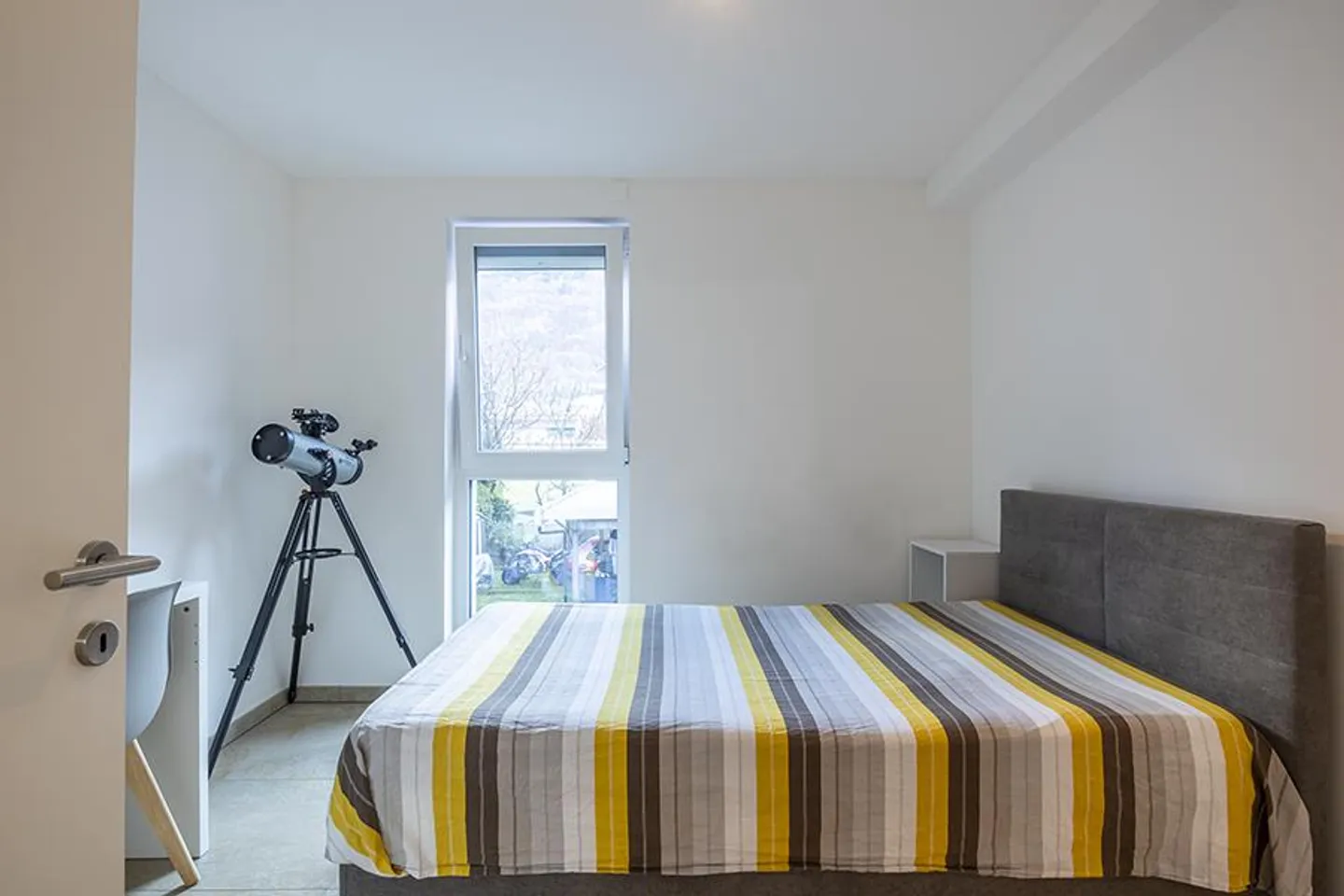 Appartamento moderno a Ticino - Foto 12 di 13