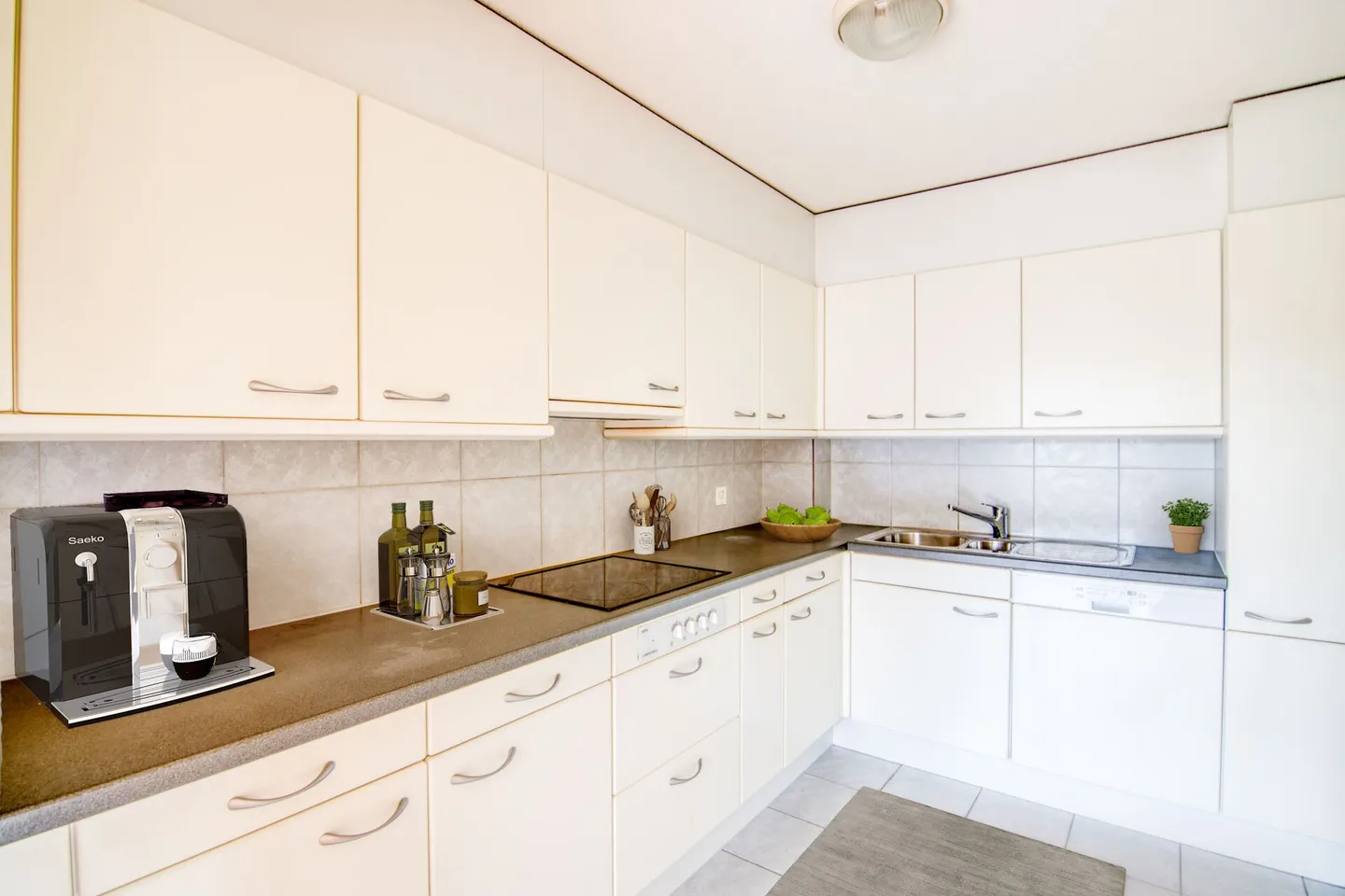 Appartement 3.5 pièces avec place de parking : parfait pour votre prochain chapitre de vie - accessible, lumineux et proche de la ville - Photo 7 sur 26