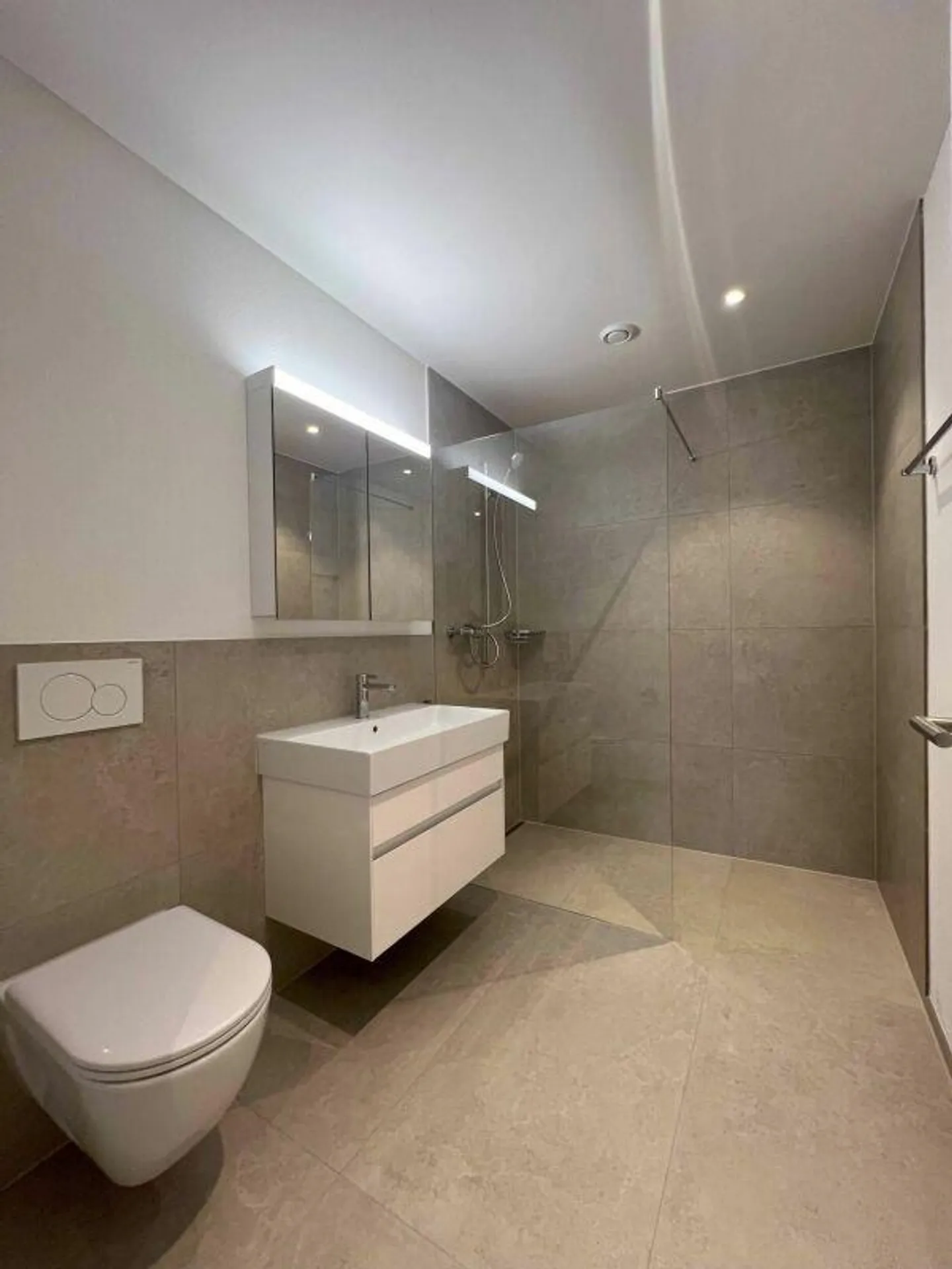 Helle 3.5 Zimmerwohnung - Foto 2 von 5