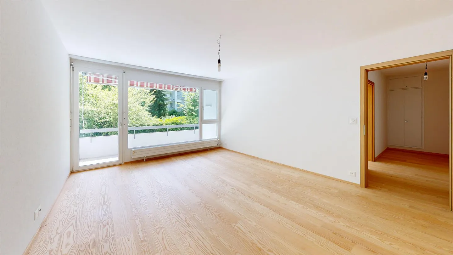 Appartement lumineux de 3,5 pièces avec balcon à Binningen - Photo 1 sur 9