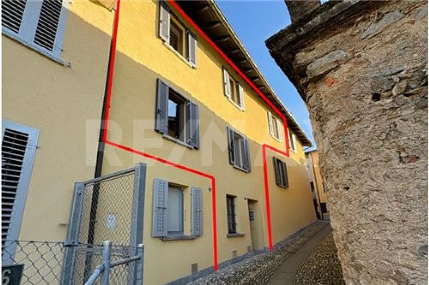 Single house for sale - Photo 3 of 13