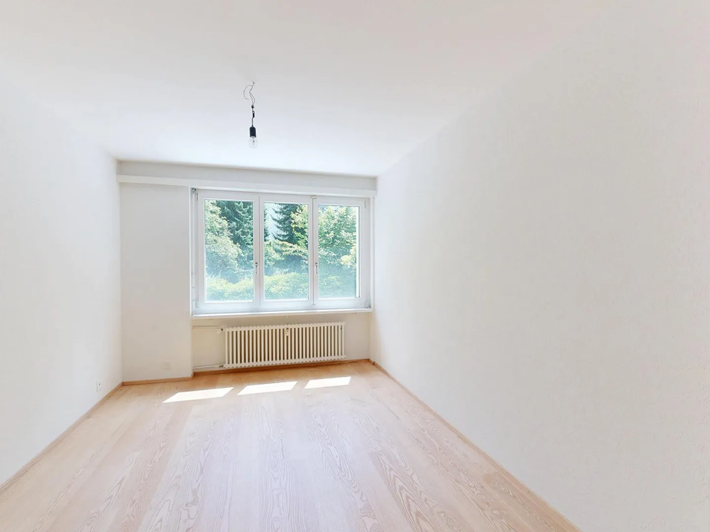 Appartement lumineux de 3,5 pièces avec balcon à Binningen - Photo 3 sur 9