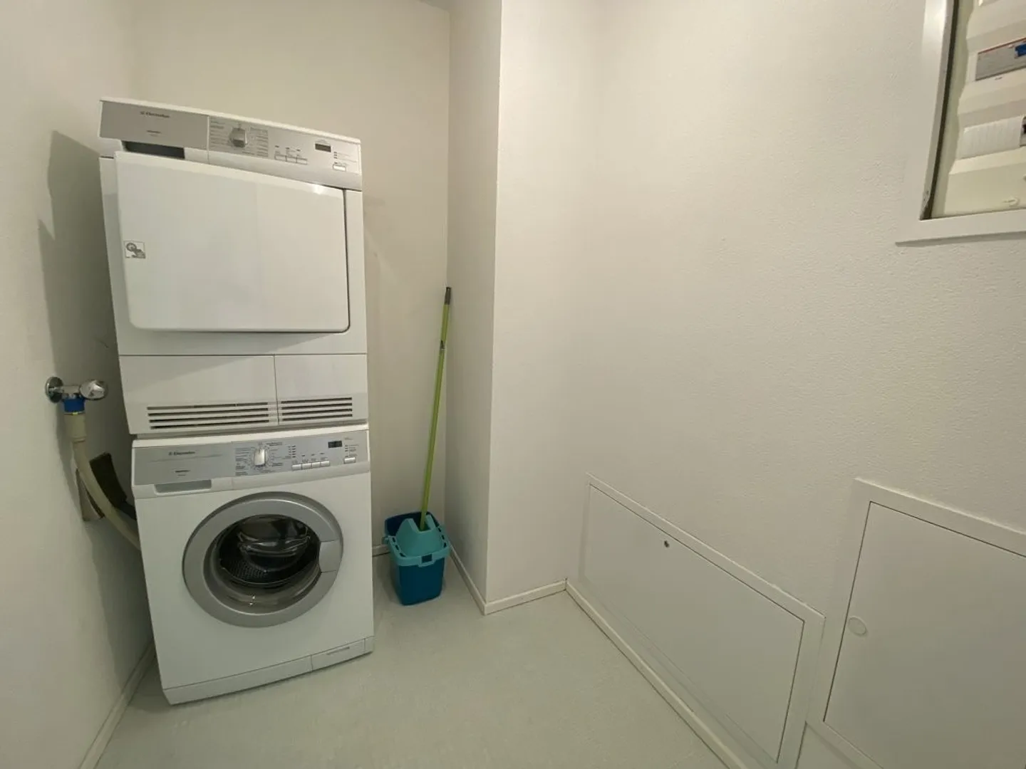 Vivere moderno in una posizione centrale - Foto 6 di 7