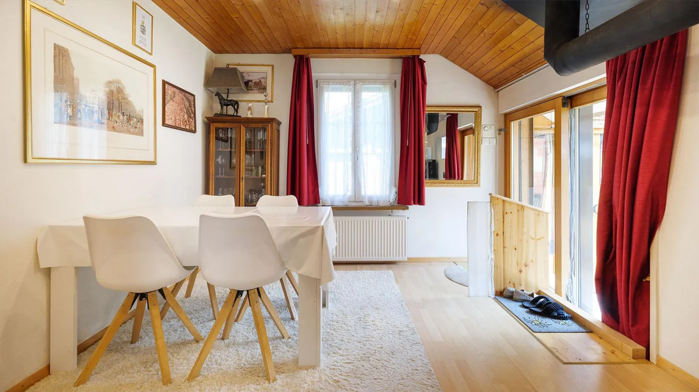 Maison confortable avec deux dépendances et jardin à Romanshorn - Photo 7 sur 11