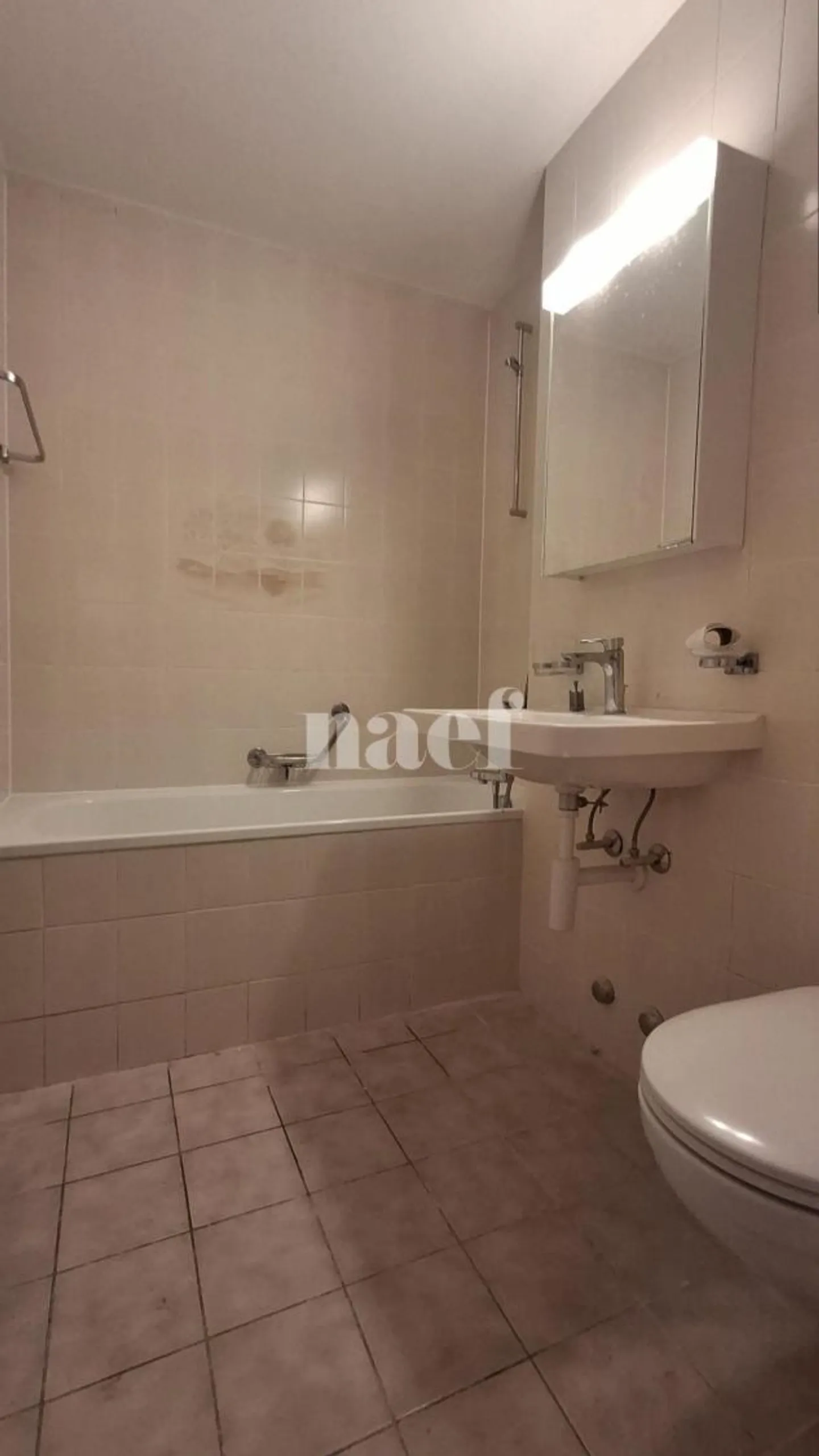 Appartamento 4 locali - Foto 4 di 7