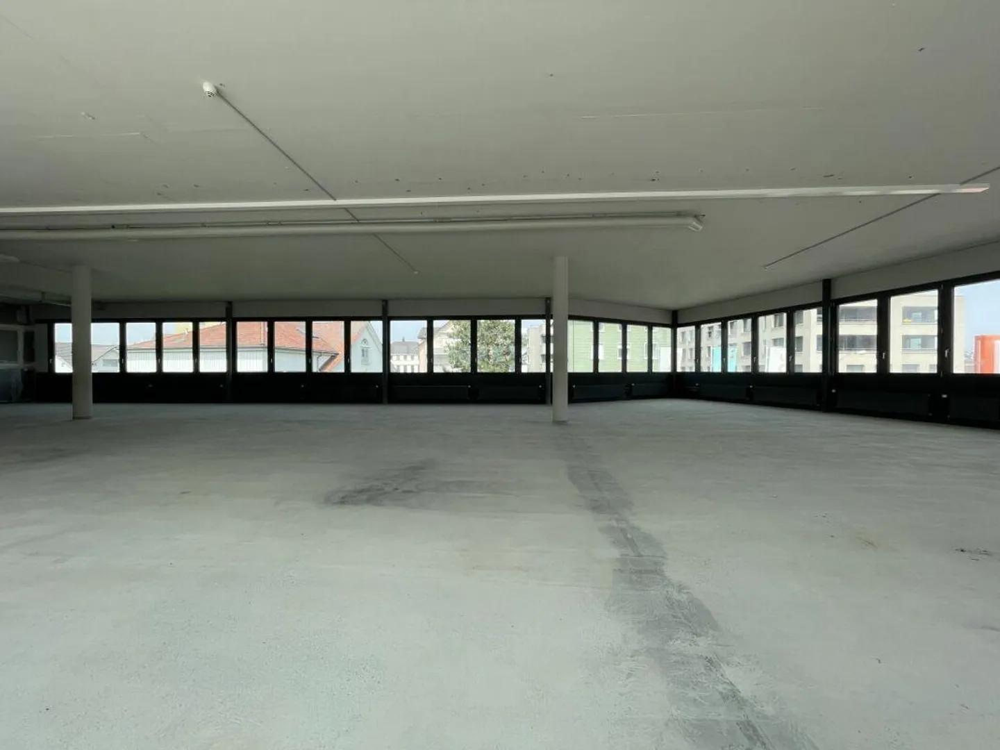 Vielseitige Gewerbefläche - Foto 4 von 10