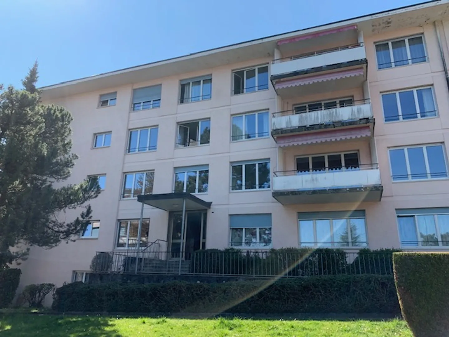 Appartamento 3.5 locali - Foto 1 di 8