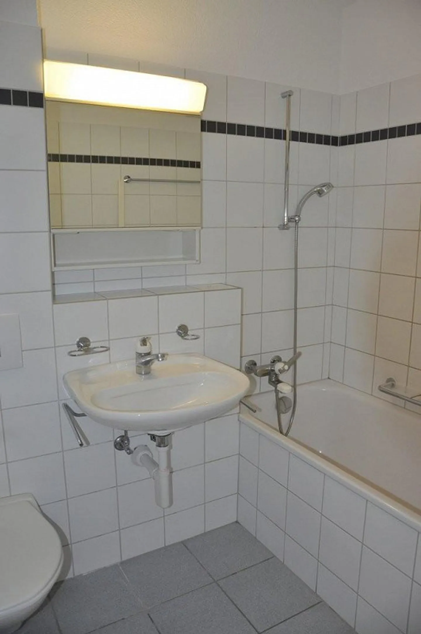 Appartamento accogliente e luminoso in una posizione tranquilla - Foto 5 di 10