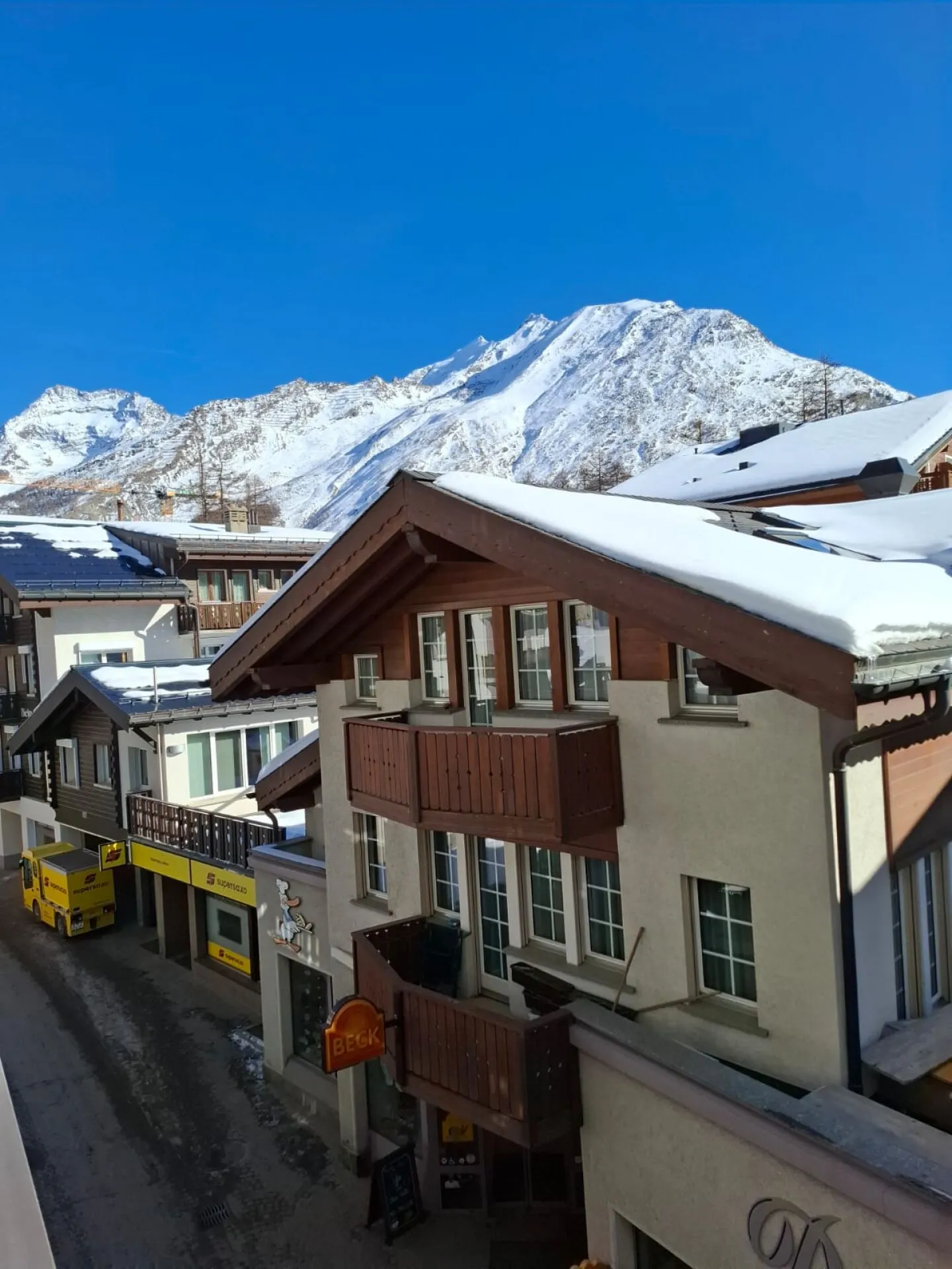 Domino Alpine Chalet New Construction 2026. Classic Second Home Without Rental Obligation. - Photo 13 of 17