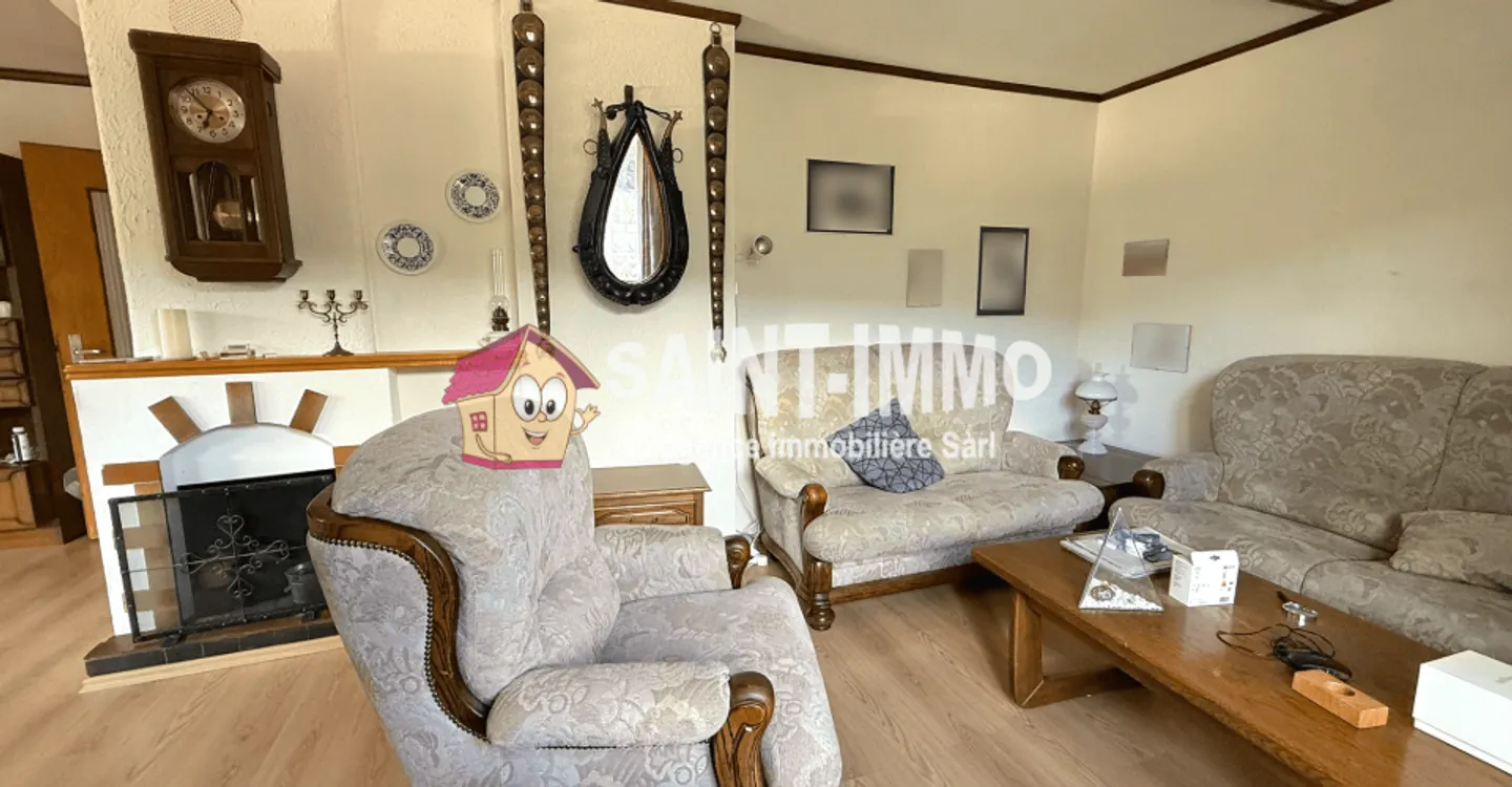 Chalet mit zwei Wohnungen (3 & 6,5 Zimmer) mit einem 840 m2 großen Garten, Terrasse und Garagen - Foto 12 von 23