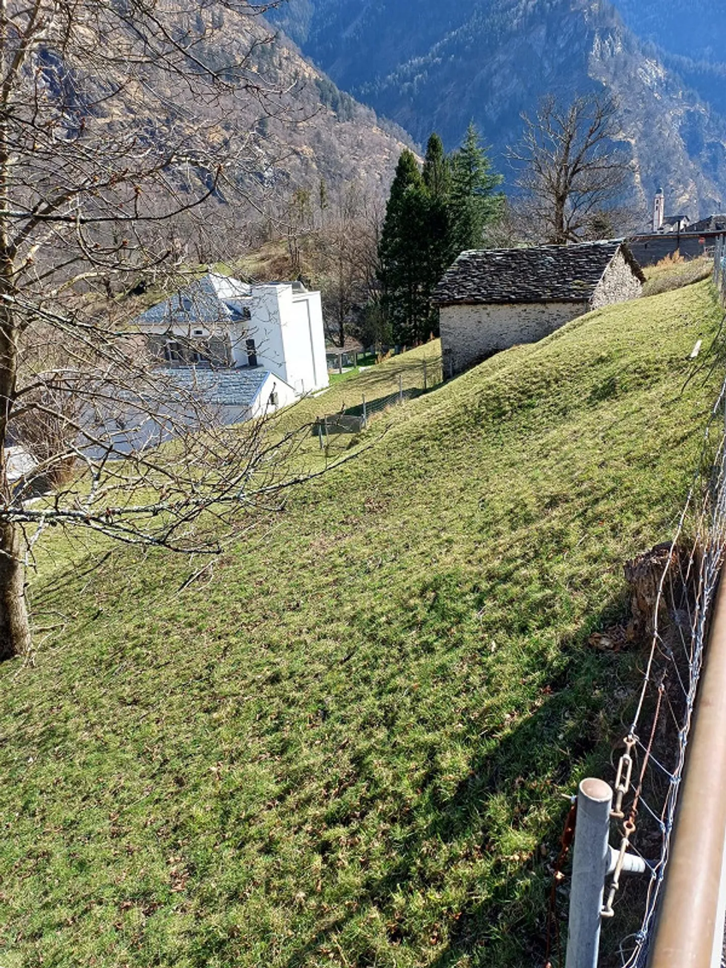 Terrain constructible à Soazza ID 23815 - Photo 2 sur 7