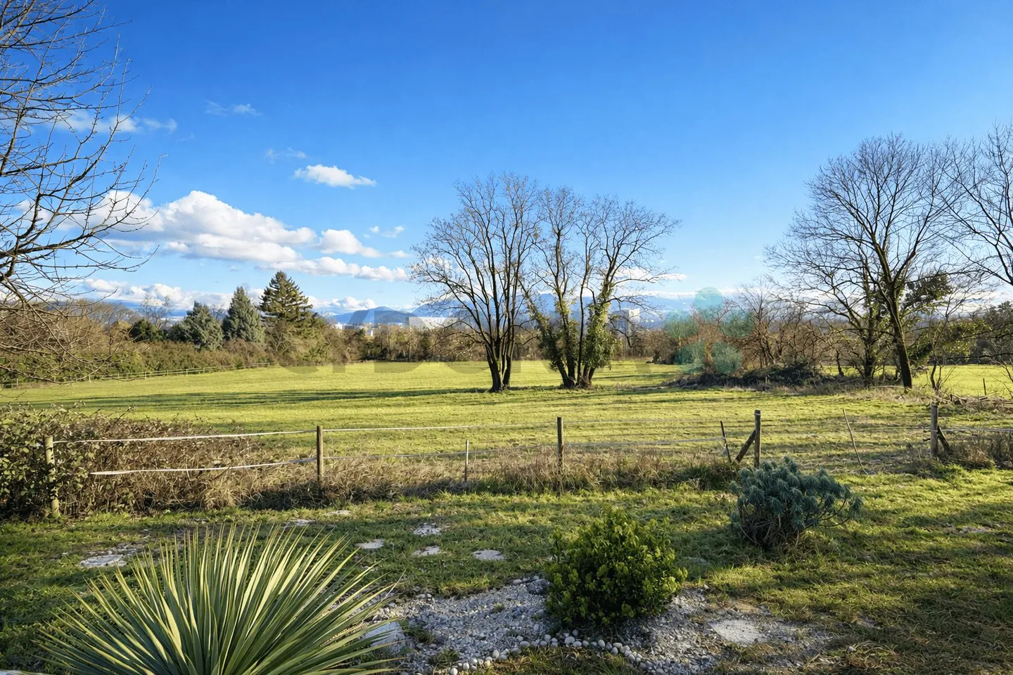 Modern villa property with exceptional panoramic views - Photo 10 of 10