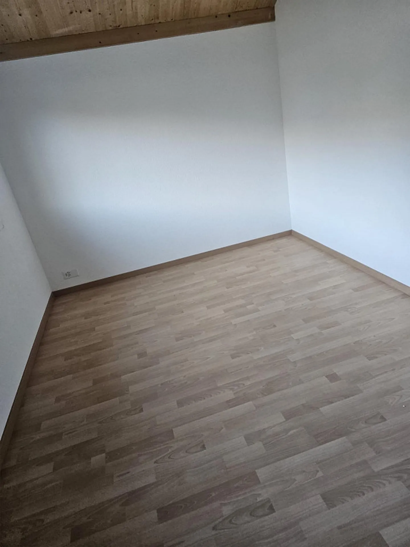 Dans le nouveau bâtiment appartement 4 1/2 pièces - Photo 6 sur 8