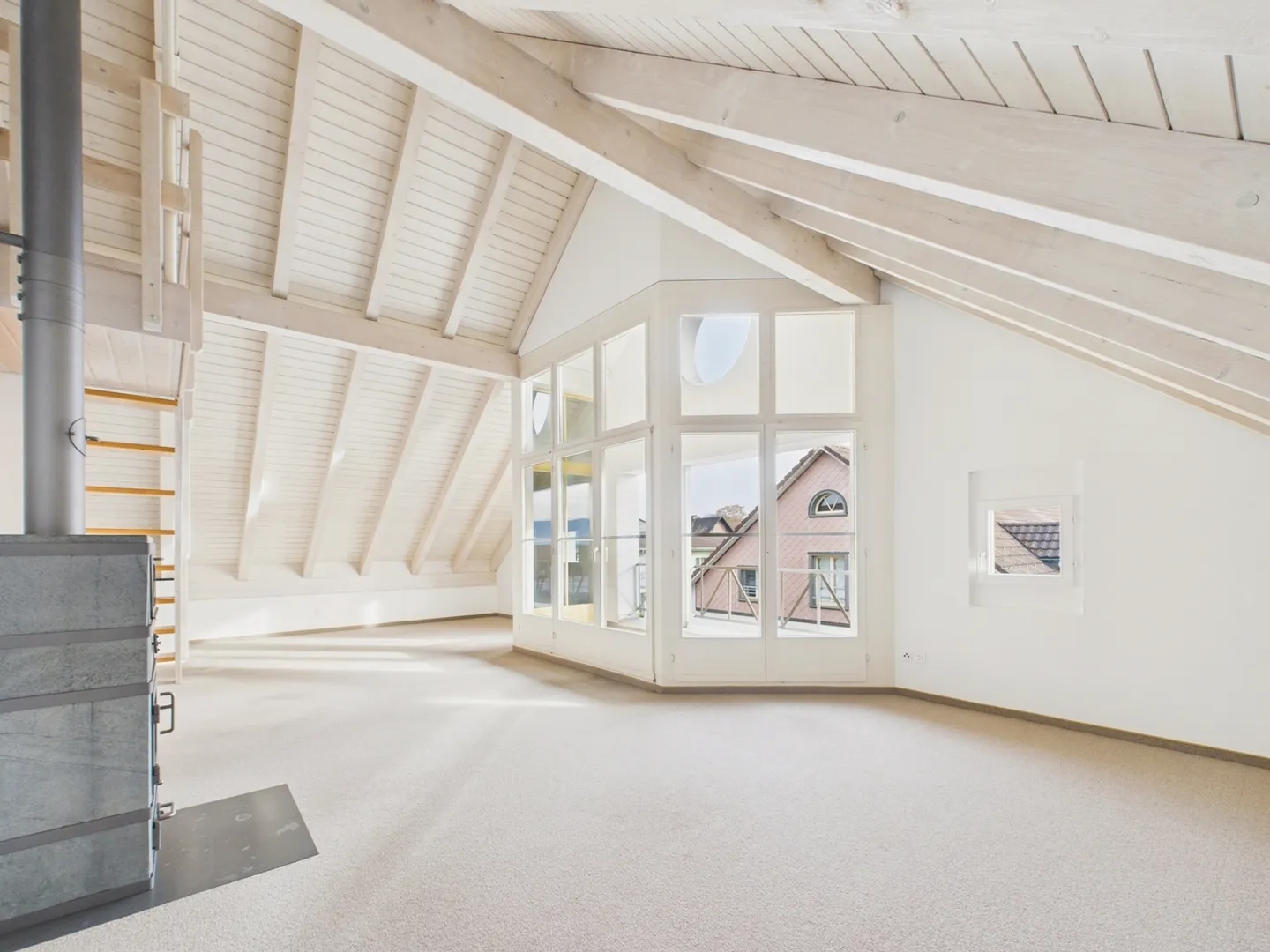 Penthouse moderne de 4,5 pièces avec vue à Wigoltingen - Photo 2 sur 12