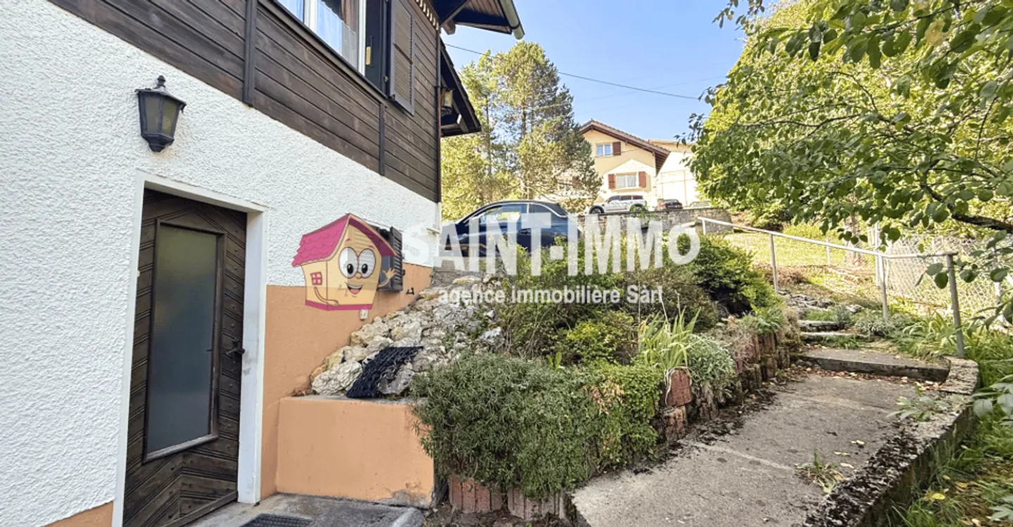 Chalet mit zwei Wohnungen (3 & 6,5 Zimmer) mit einem 840 m2 großen Garten, Terrasse und Garagen - Foto 22 von 23