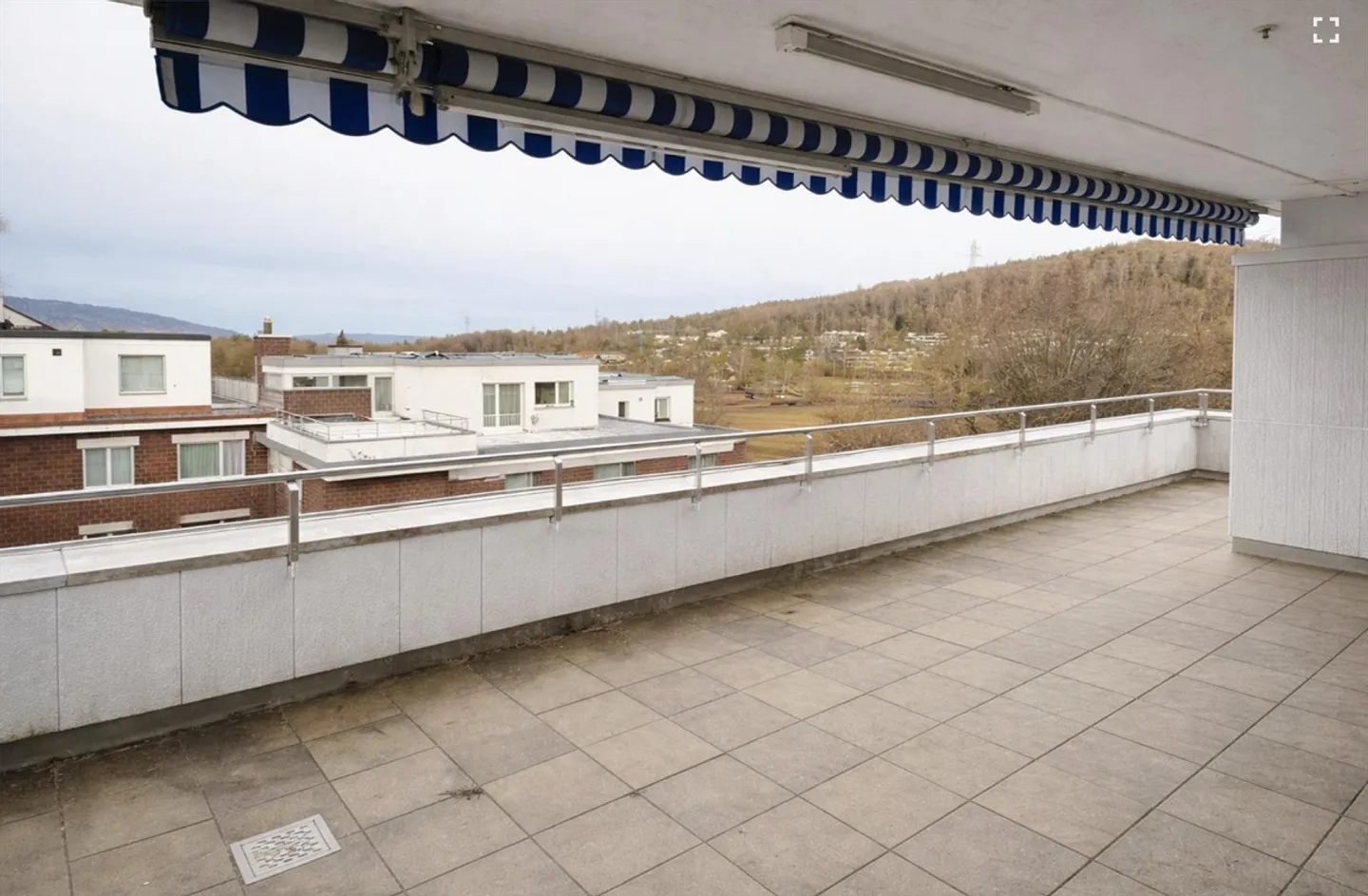 Room in Penthouse with Terrace (Roommate Wanted) - Photo 5 of 10