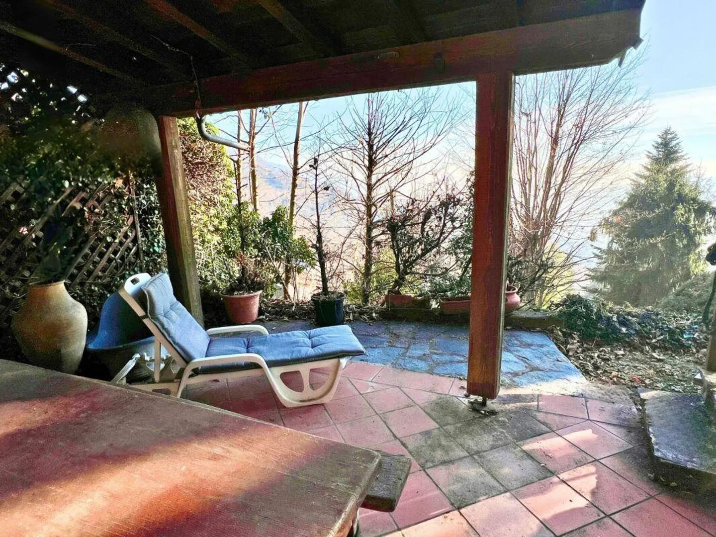 Casa unifamiliare da risanare in zona tranquilla e isolata - Foto 11 di 12