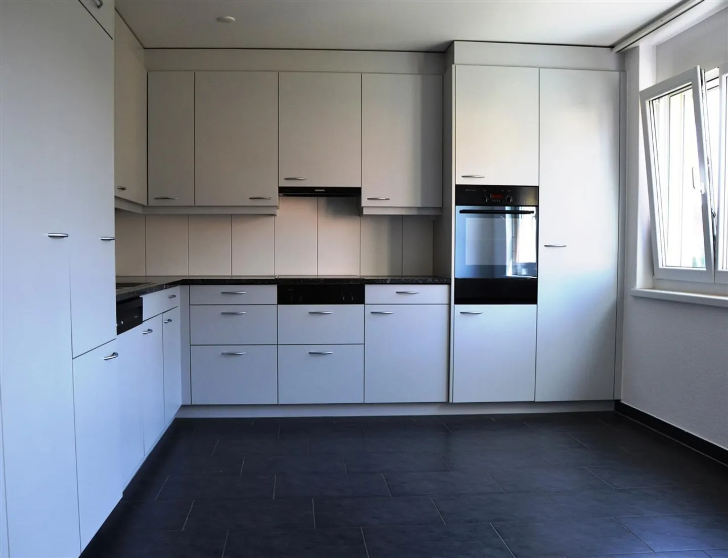 Enjoy the evening on the terrace - Photo 4 of 7