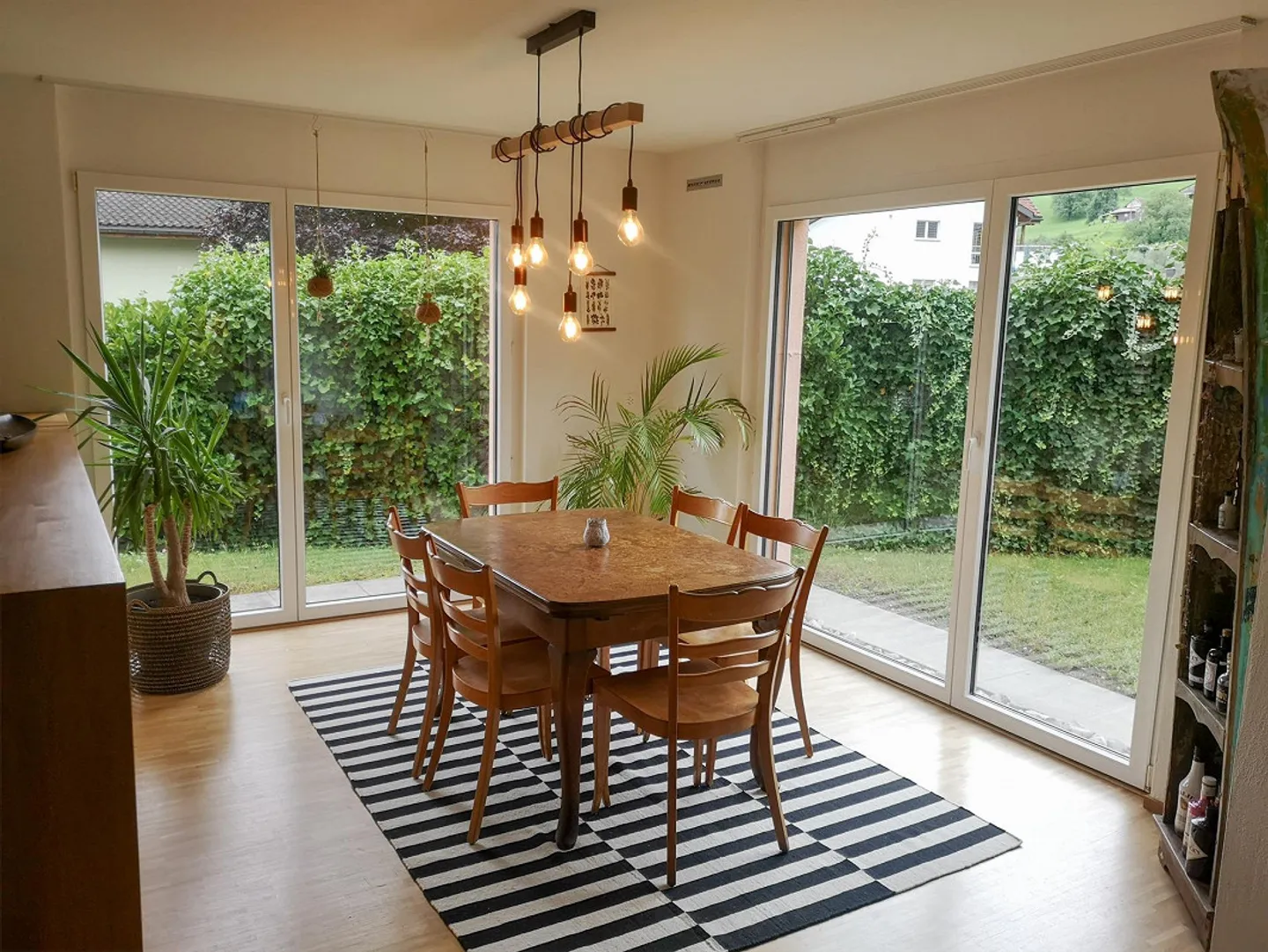 3.5 Room Ground Floor Apartment with Covered Garden Seating Area - Photo 3 of 10