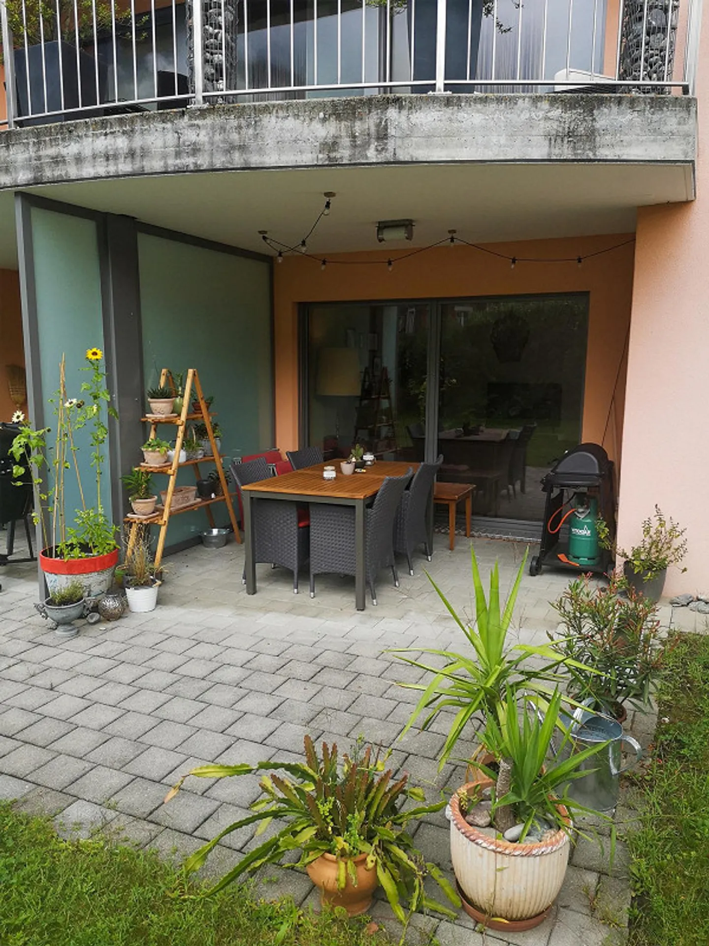 3.5 Room Ground Floor Apartment with Covered Garden Seating Area - Photo 9 of 10