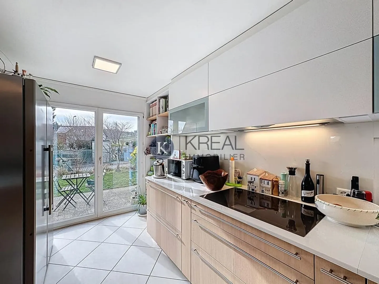 YENS - Splendida casa bifamiliare di 5.5 locali con giardino e terrazze - Foto 5 di 13