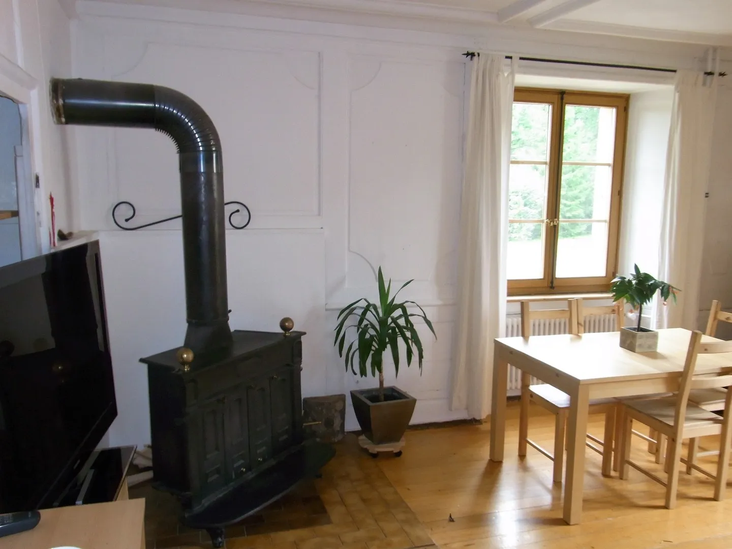 Charmantes Appartement mit Garten - Foto 8 von 13