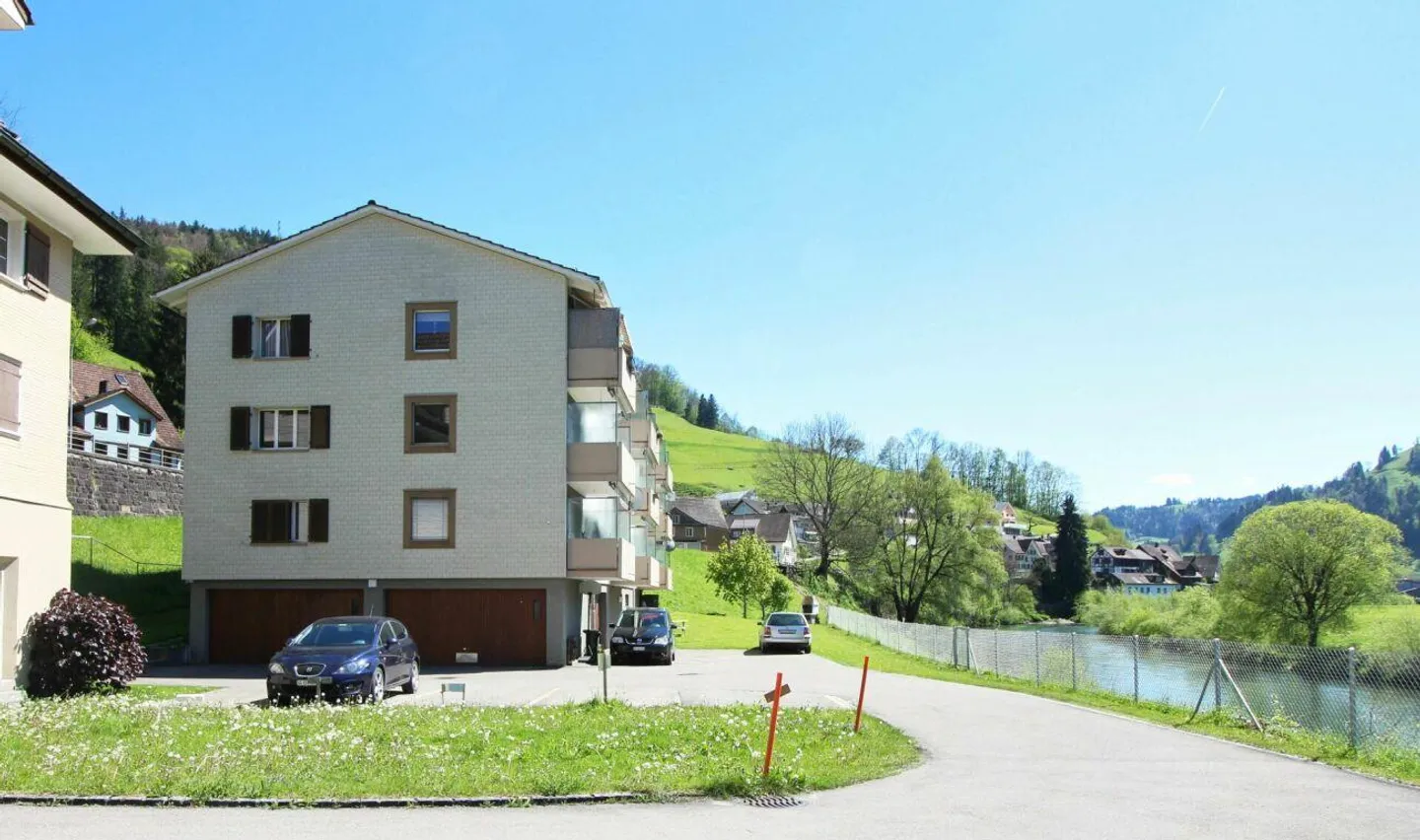 Appartamento luminoso direttamente sulla Thur - Foto 1 di 11