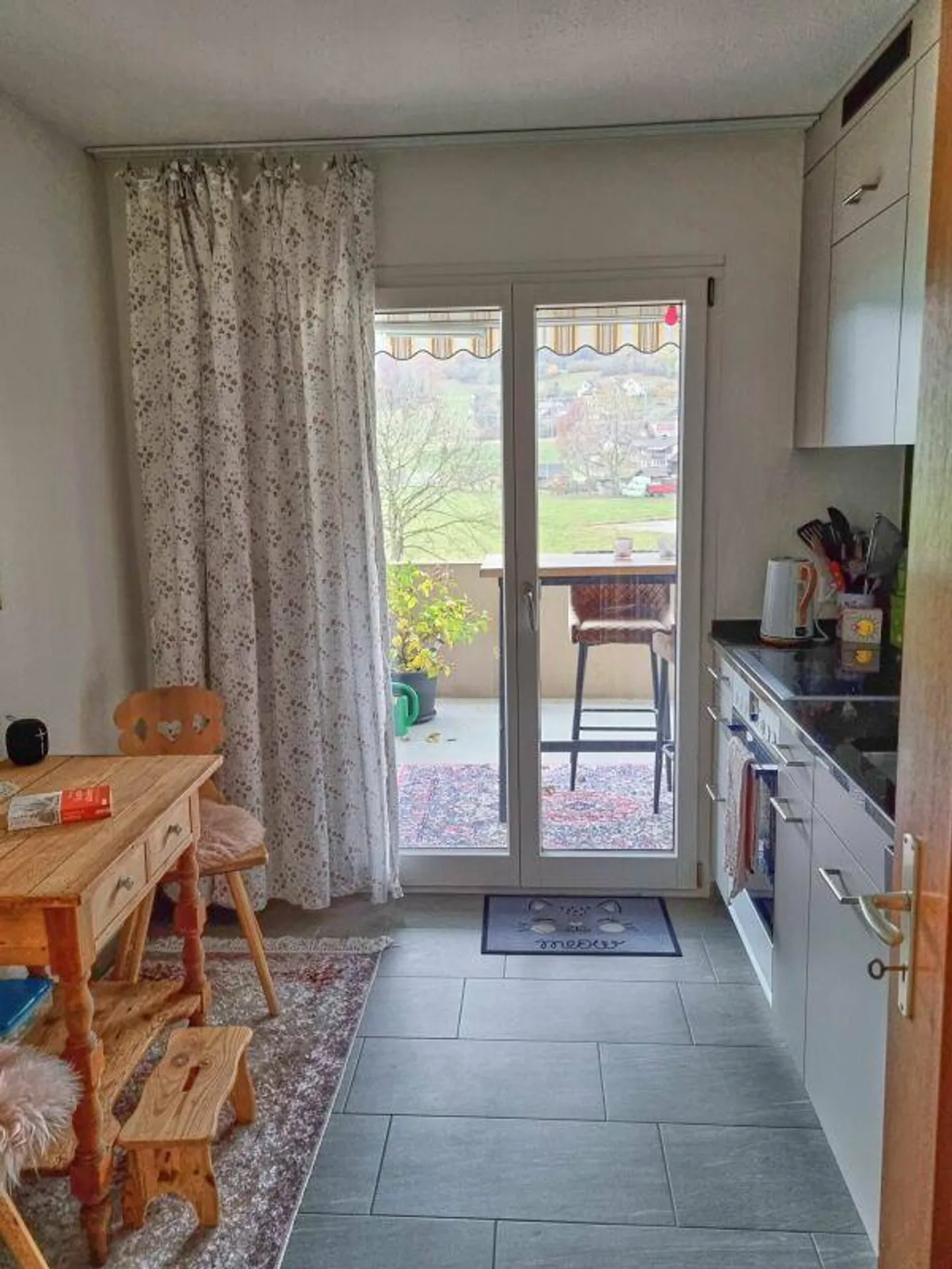 Appartamento luminoso direttamente sulla Thur - Foto 4 di 11