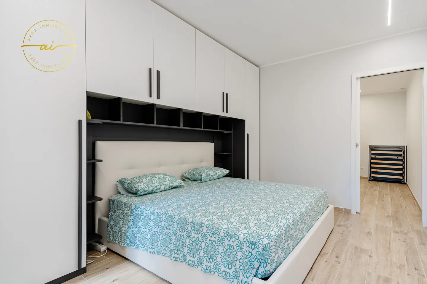 MODERNO APPARTAMENTO DUPLEX DI 2.5 LOCALI CON TERRAZZE - Foto 2 von 13