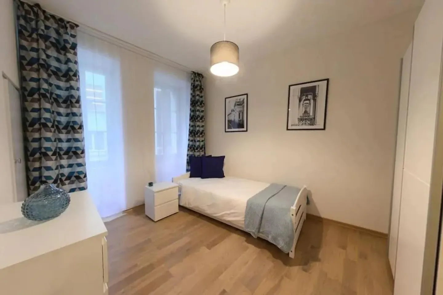 Apartment for rent - Photo 8 of 9