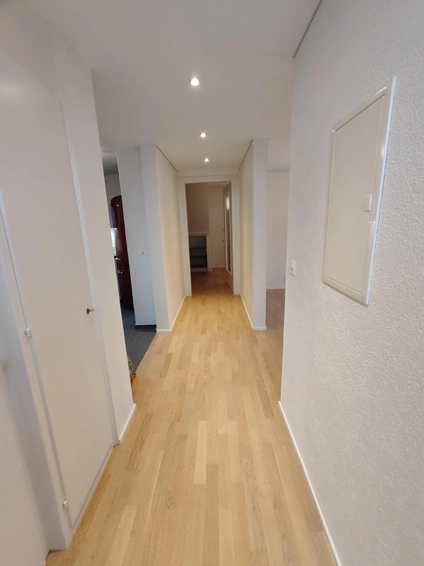 2-room apartment with large attic room - Photo 6 of 8