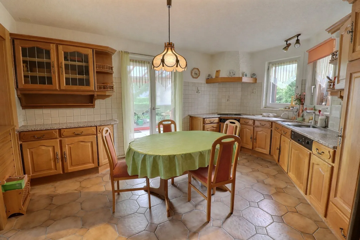 Very large family house in Viager occupied without rent - Photo 8 of 25