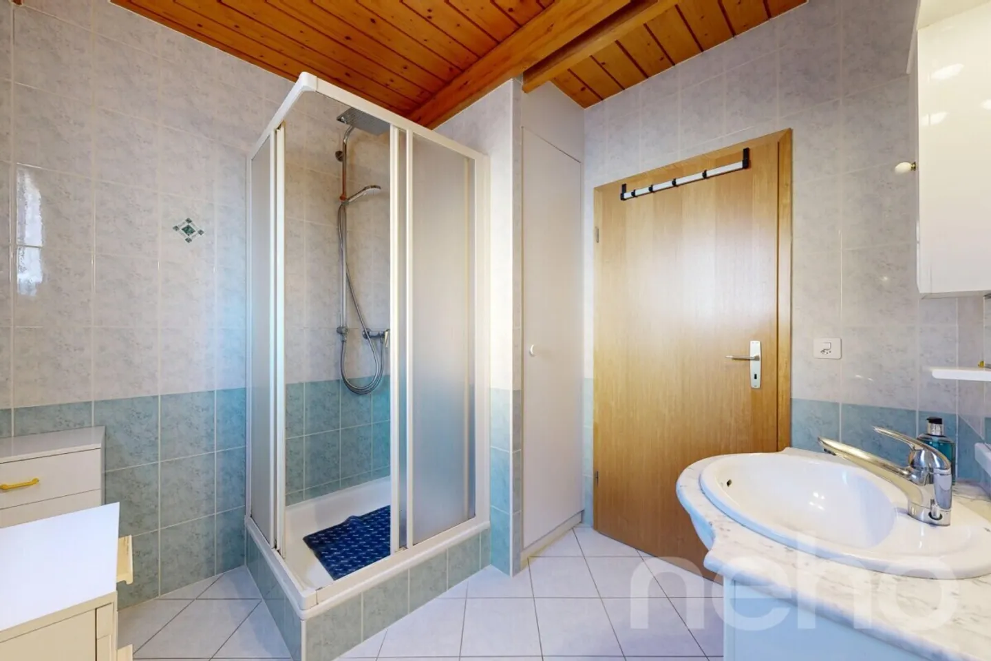 Familienvilla mit angelegtem Garten und Jacuzzi in Founex - Foto 8 von 12
