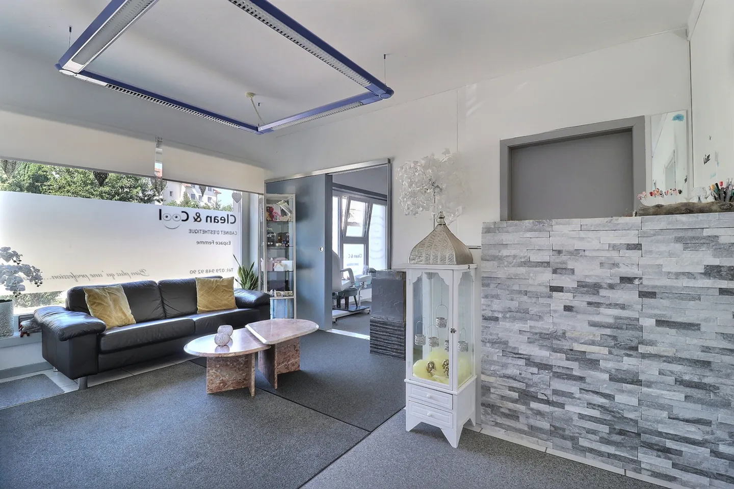 Spazio commerciale di 90 m² diviso in 2 aree distinte - Foto 6 di 8