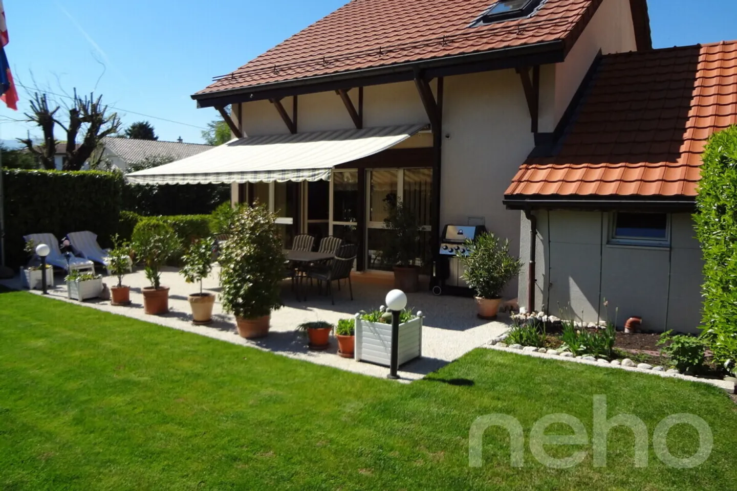 Familienvilla mit angelegtem Garten und Jacuzzi in Founex - Foto 12 von 12
