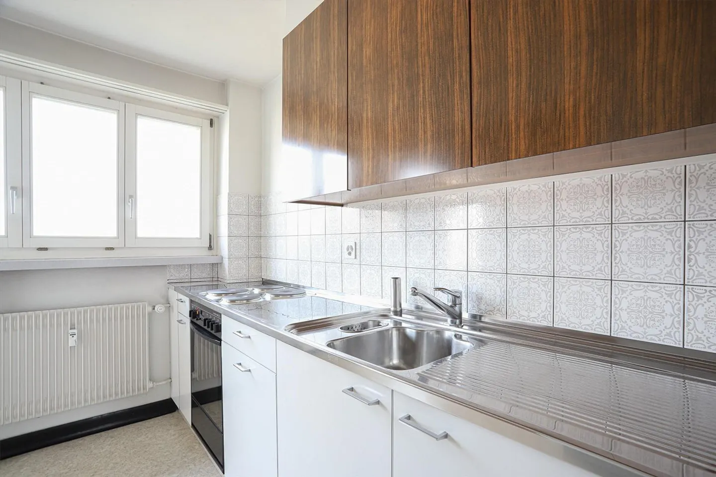 Living in a central location - Photo 1 of 10